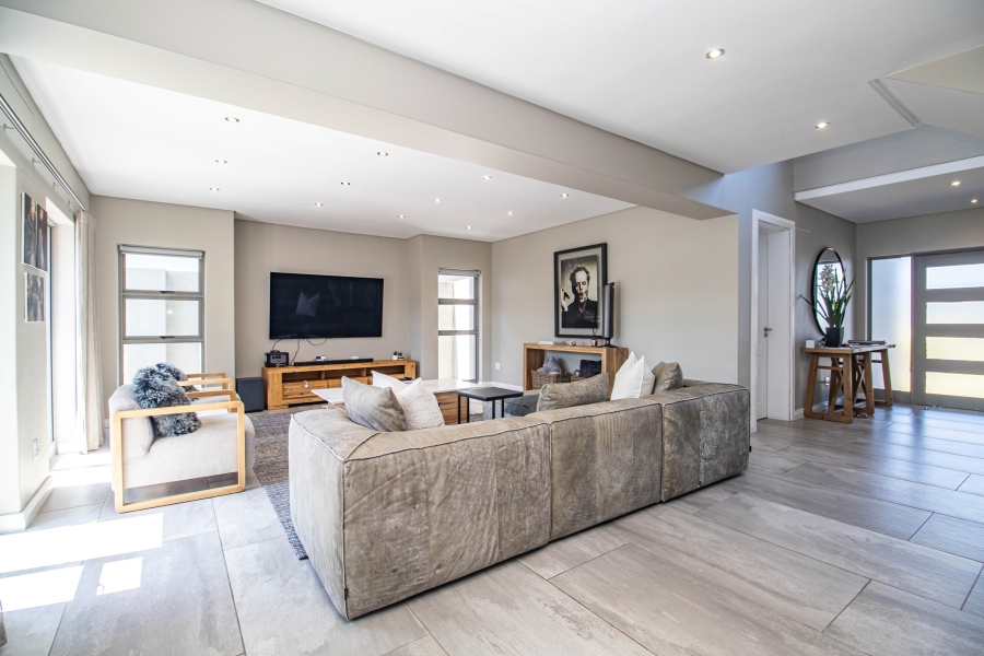 4 Bedroom Property for Sale in Oubaai Western Cape